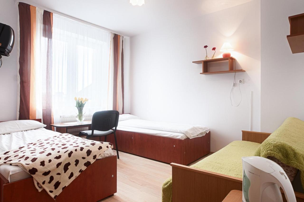 Pod Arkadami Hotel Darlowko Buitenkant foto